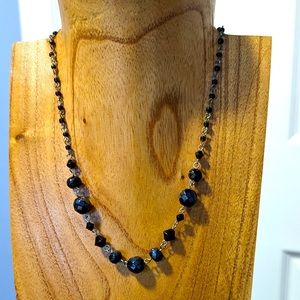 ❤️ 3/$25| Beaded strand necklace costume jewelry vacation or date night out